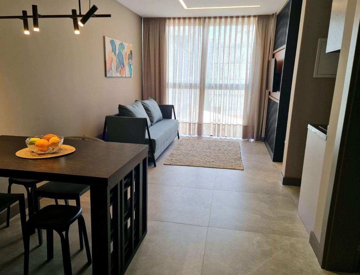 Appartamento Seasons Bc Balneário Camboriú Esterno foto